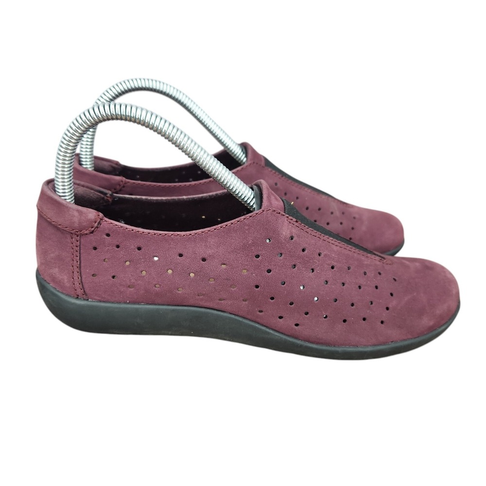 Clarks Loafers Womens 7 M Gemma Medora Purple Slip On‎ Comfort Shoes
